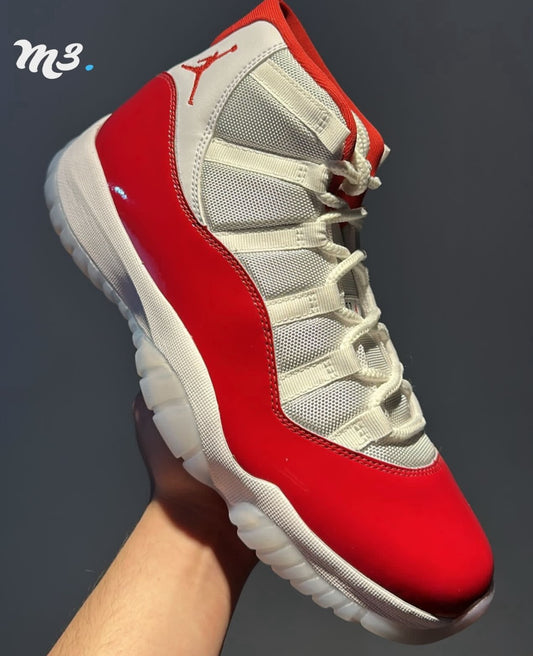 Jordan 11 ‘Cherry