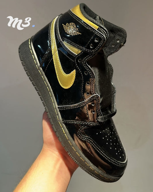 Jordan 1 ‘ Black Metallic Gold